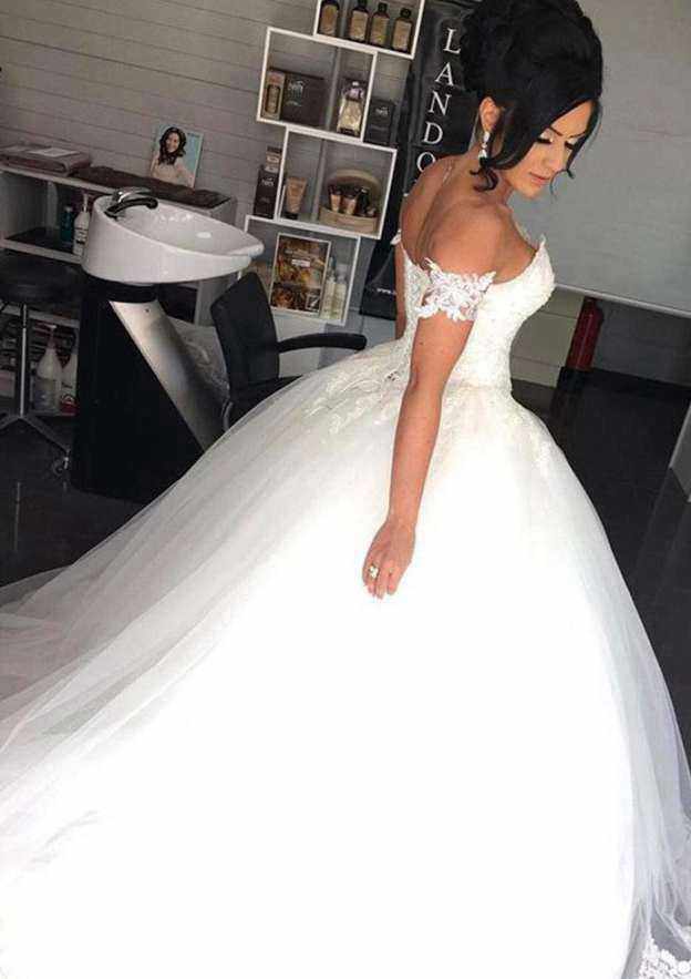Luxury Lace Off-The-Shoulder Wedding Dresses Chapel Train