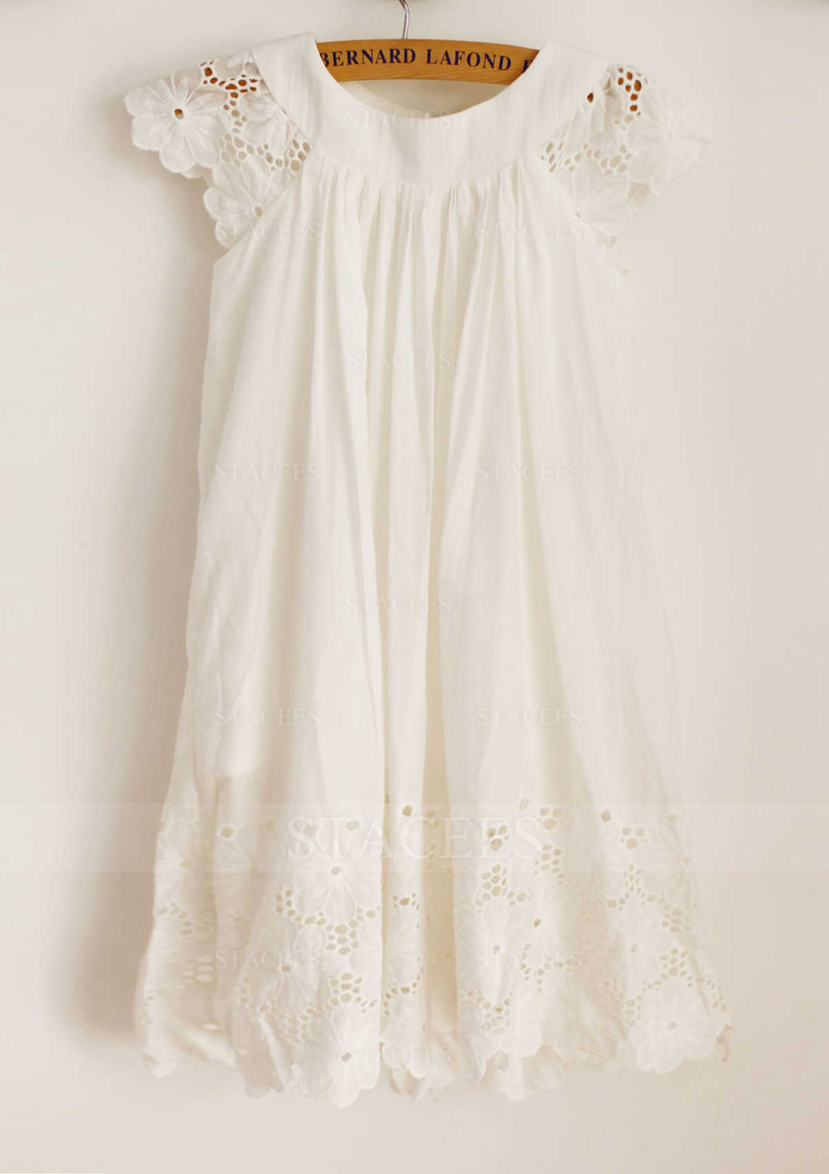 A-Line/Princess Lace Sleeveless Scoop Neck Flower Girl Dresses