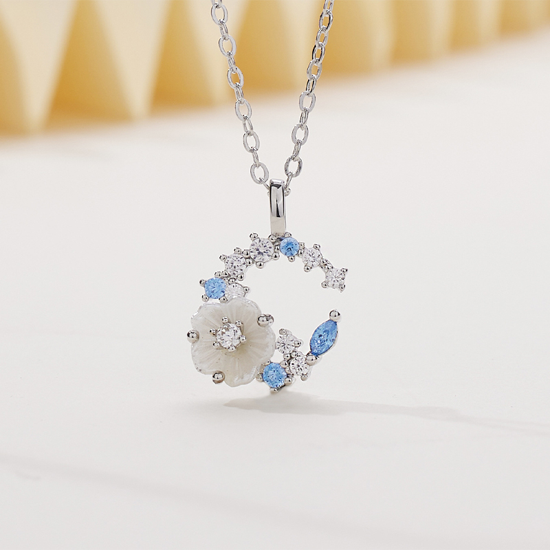 Chic Unique Ladies' Copper Necklace with Cubic Zirconia 