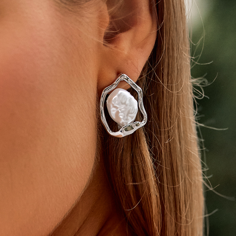 Luxueux unique irregular alliage boucles d'oreilles avec perles d'imitation